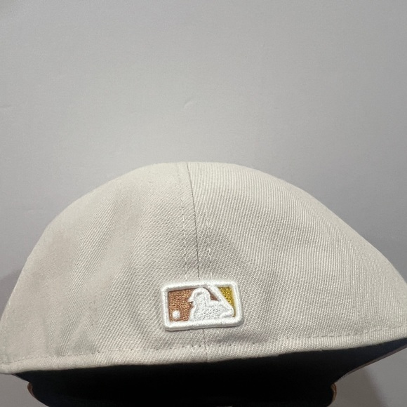 New Era, 59Fifty Fitted Hat, New York Yankees, Brown & Tan - Picture 6 of 10